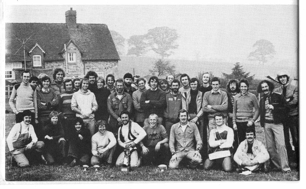 Competitors at the first hang gliding league